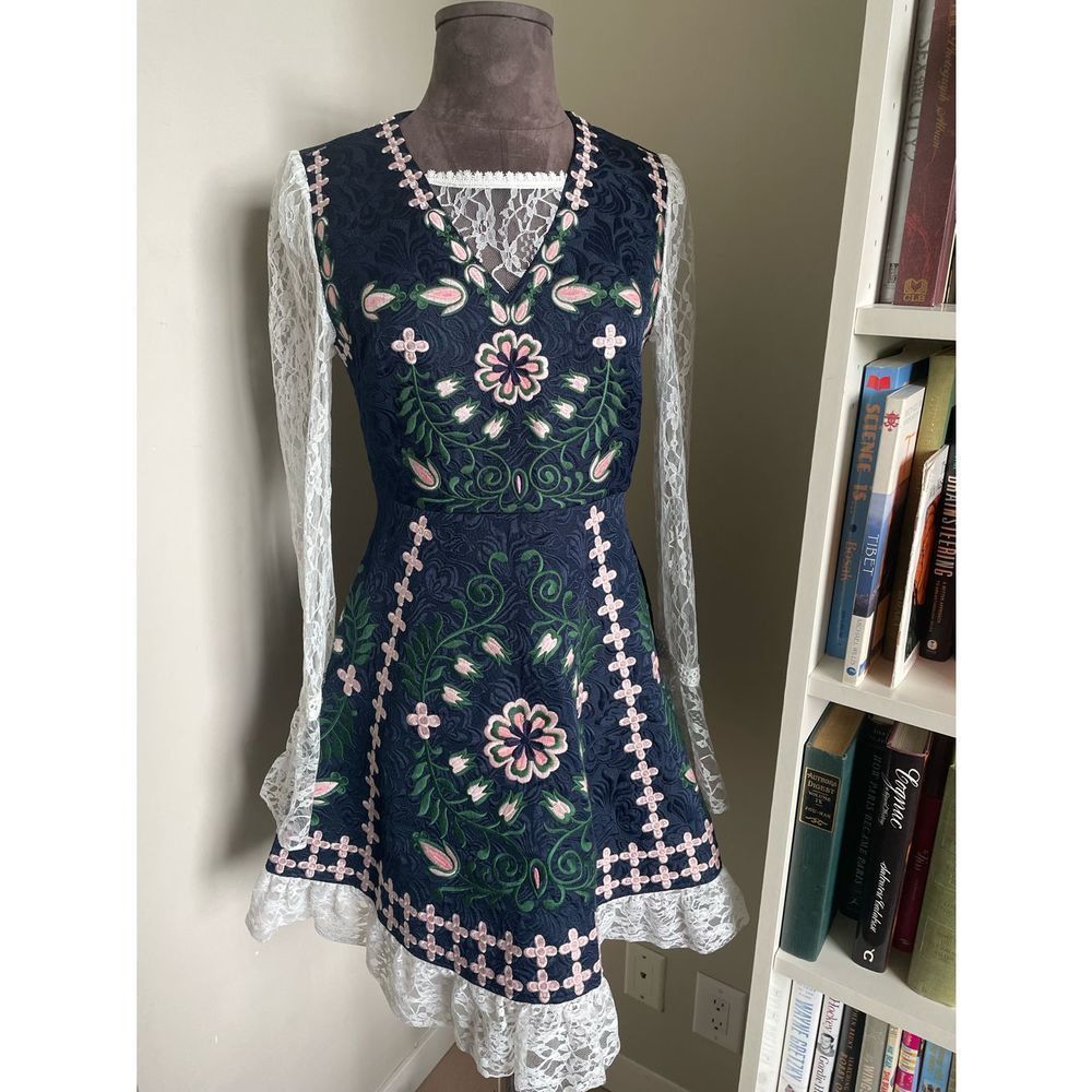 Embroidered Dress Floral Design Lace Sleeves Lace Hem